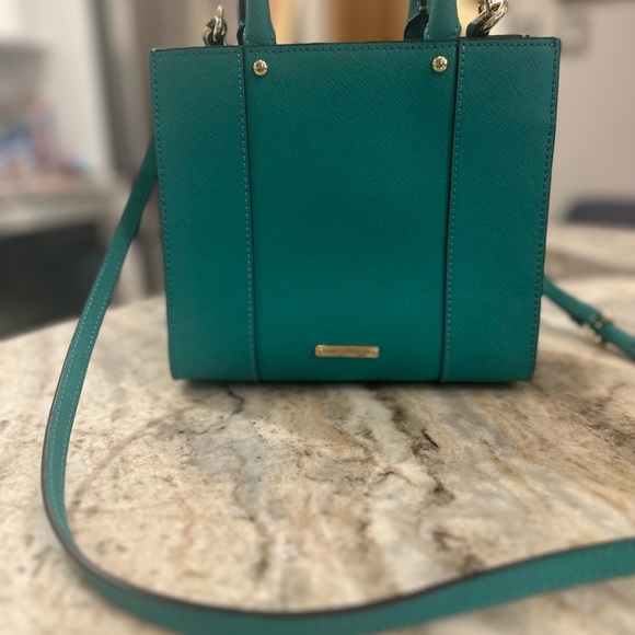 Like new Rebecca Minkoff leather crossbody in rare gem color 💎 - Picture 4 of 7